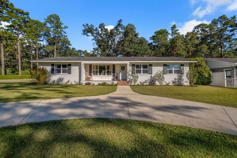 Photo of 212 Hoffman Drive, Tallahassee, FL 32312 (MLS # 396044)