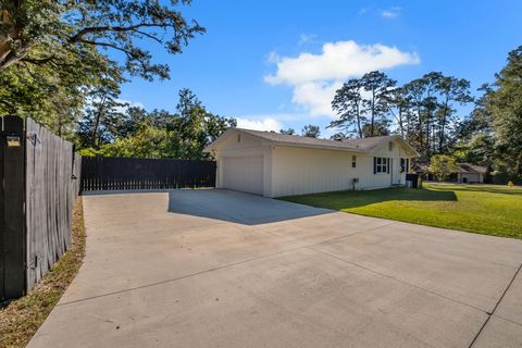 Tiny photo for 212 Hoffman Drive, Tallahassee, FL 32312 (MLS # 396044)