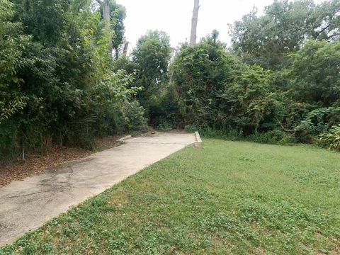 Tiny photo for 1631 McCaskill Avenue, Tallahassee, FL 32310 (MLS # 391810)