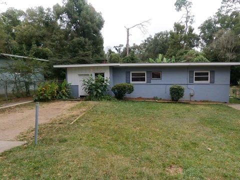 Tiny photo for 1631 McCaskill Avenue, Tallahassee, FL 32310 (MLS # 391810)