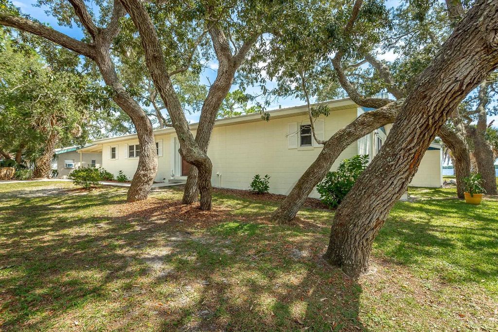 Photo of 23 Pompano Drive, Panacea, FL 32346 (MLS # 400132)