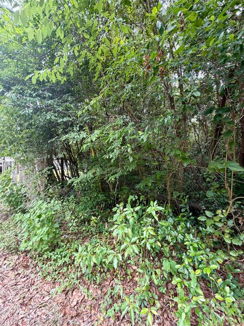 Tiny photo for 2607 RED ARROW Road, Tallahassee, FL 32301 (MLS # 401010)