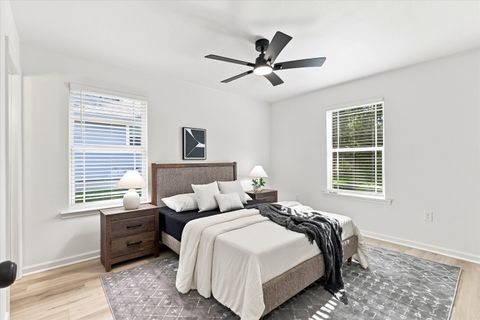 Tiny photo for 2511 Saxon Street St, Tallahassee, FL 32310 (MLS # 402228)