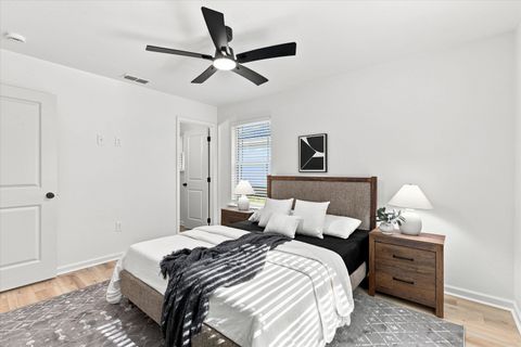 Tiny photo for 2511 Saxon Street St, Tallahassee, FL 32310 (MLS # 402228)