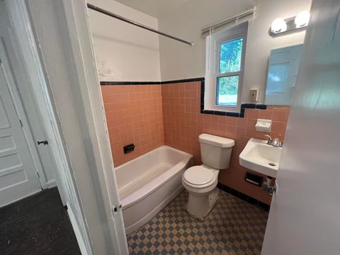 Tiny photo for 873 Campus Circle #2, Tallahassee, FL 32304 (MLS # 399388)