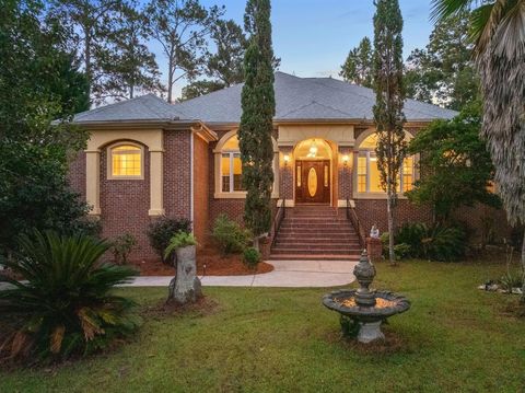 Photo of 8846 Glen Abby Drive, Tallahassee, FL 32312 (MLS # 394867)