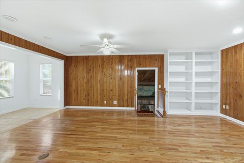 Tiny photo for 816 Shell Street, Tallahassee, FL 32303 (MLS # 394120)