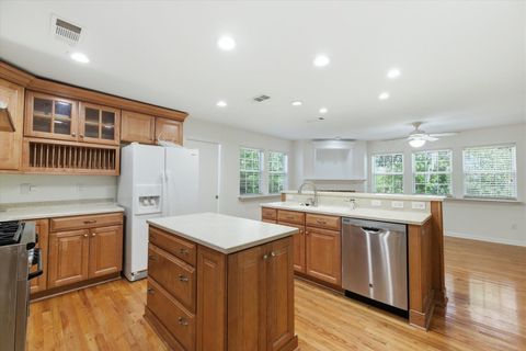 Tiny photo for 816 Shell Street, Tallahassee, FL 32303 (MLS # 394120)