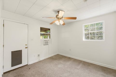 Tiny photo for 816 Shell Street, Tallahassee, FL 32303 (MLS # 394120)