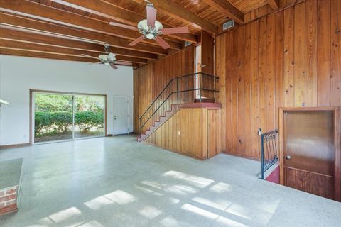 Tiny photo for 816 Shell Street, Tallahassee, FL 32303 (MLS # 394120)