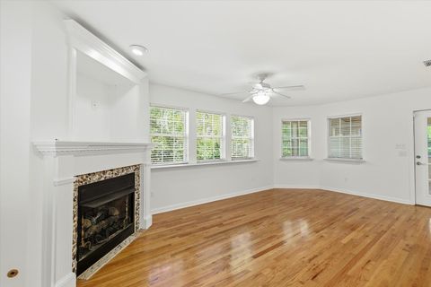 Tiny photo for 816 Shell Street, Tallahassee, FL 32303 (MLS # 394120)