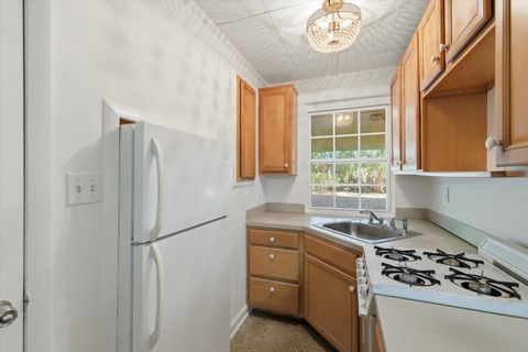 Tiny photo for 816 Shell Street, Tallahassee, FL 32303 (MLS # 394120)