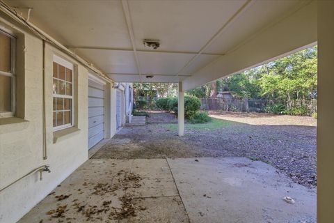 Tiny photo for 816 Shell Street, Tallahassee, FL 32303 (MLS # 394120)