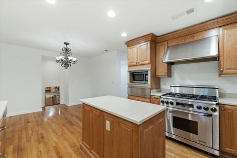 Tiny photo for 816 Shell Street, Tallahassee, FL 32303 (MLS # 394120)