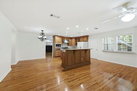 Tiny photo for 816 Shell Street, Tallahassee, FL 32303 (MLS # 394120)