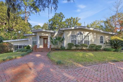 Tiny photo for 816 Shell Street, Tallahassee, FL 32303 (MLS # 394120)
