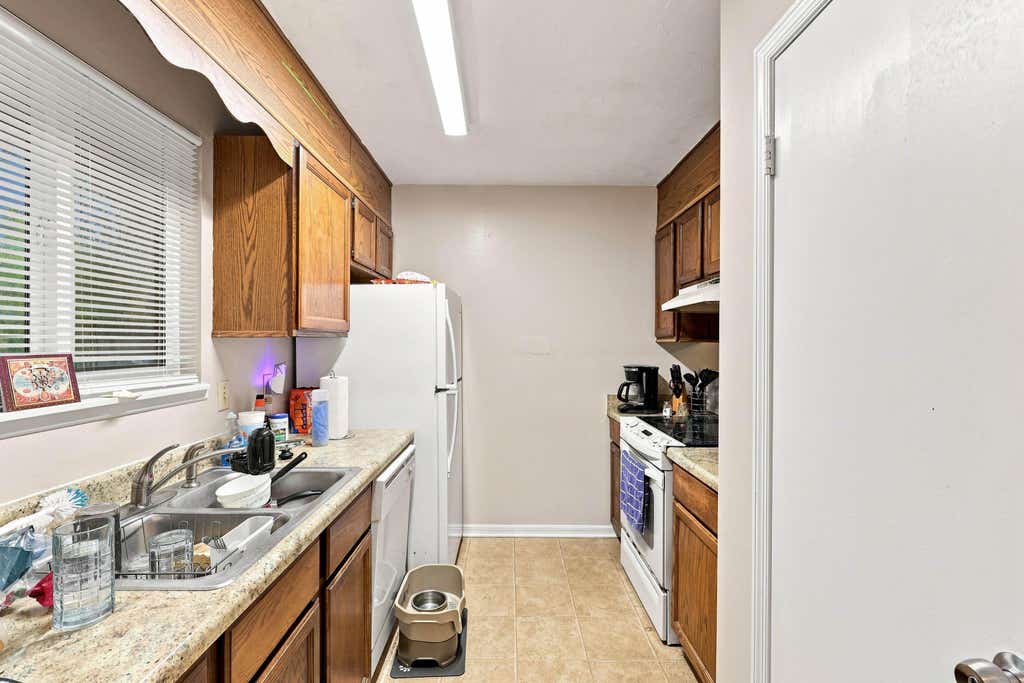 Photo of 2739 W Tharpe Street, Tallahassee, FL 32303 (MLS # 403112)