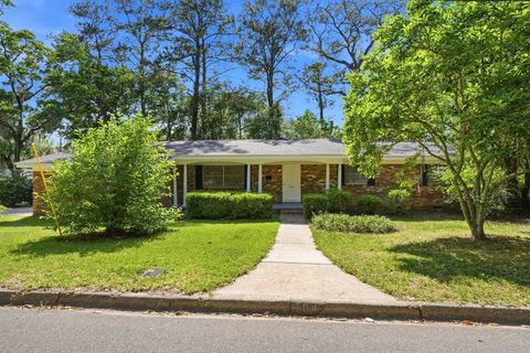 Photo of 704 Hillcrest Street, Tallahassee, FL 32308 (MLS # 398523)