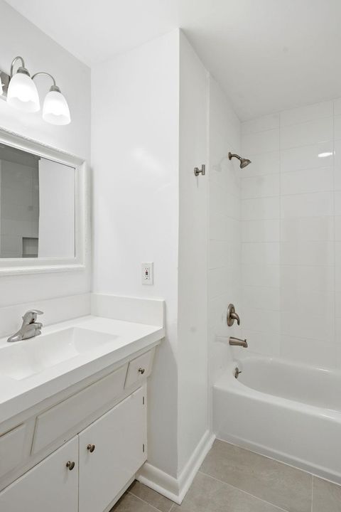Tiny photo for 704 Hillcrest Street, Tallahassee, FL 32308 (MLS # 398523)