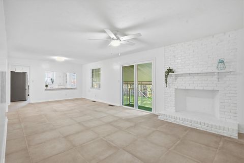Tiny photo for 704 Hillcrest Street, Tallahassee, FL 32308 (MLS # 398523)