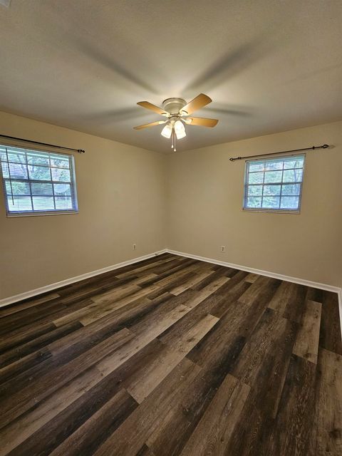 Tiny photo for 550 E Bradford Road, Tallahassee, FL 32303 (MLS # 398092)