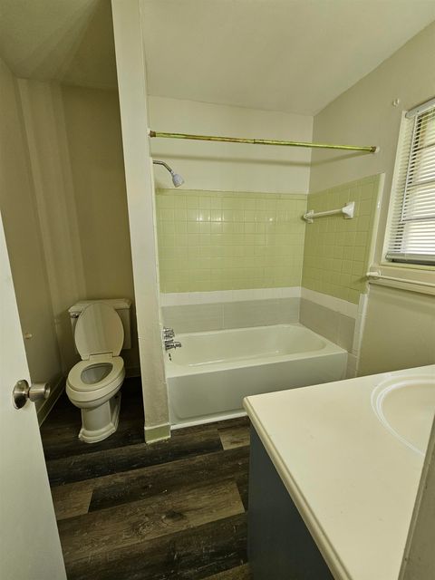 Tiny photo for 550 E Bradford Road, Tallahassee, FL 32303 (MLS # 398092)