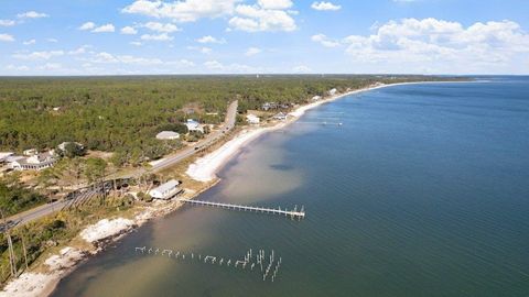 A home in Carrabelle