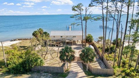 A home in Carrabelle