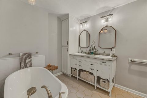 Tiny photo for 3001 GODFREY Place, Tallahassee, FL 32309 (MLS # 394325)