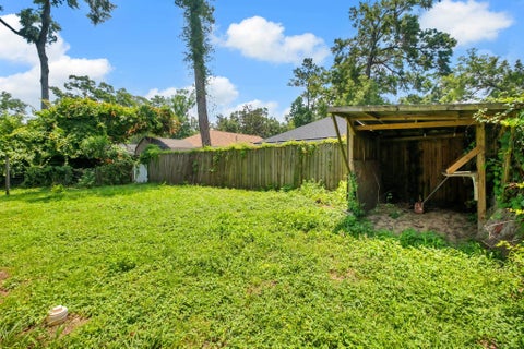 Tiny photo for 27 Comanche Trail, Crawfordville, FL 32327 (MLS # 402099)