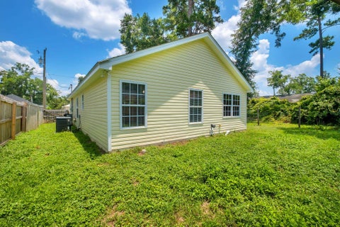 Tiny photo for 27 Comanche Trail, Crawfordville, FL 32327 (MLS # 402099)