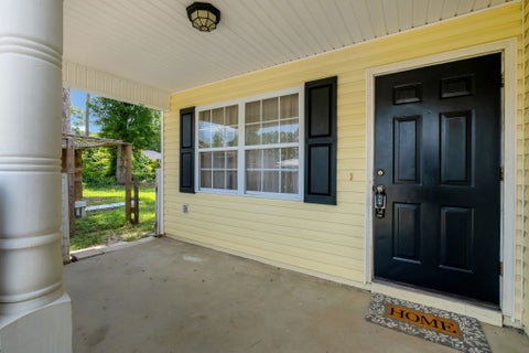 Tiny photo for 27 Comanche Trail, Crawfordville, FL 32327 (MLS # 402099)