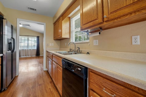 Tiny photo for 27 Comanche Trail, Crawfordville, FL 32327 (MLS # 402099)