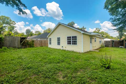 Tiny photo for 27 Comanche Trail, Crawfordville, FL 32327 (MLS # 402099)
