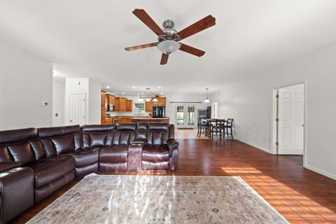 Tiny photo for 9072 S COUNTY ROAD 53, Madison, FL 32340 (MLS # 401814)