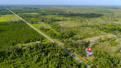 Tiny photo for 9072 S COUNTY ROAD 53, Madison, FL 32340 (MLS # 401814)