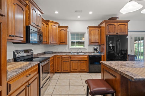 Tiny photo for 9072 S COUNTY ROAD 53, Madison, FL 32340 (MLS # 401814)