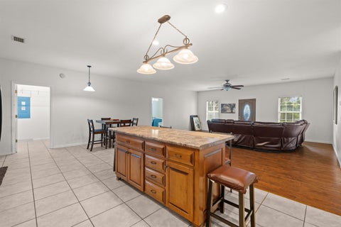 Tiny photo for 9072 S COUNTY ROAD 53, Madison, FL 32340 (MLS # 401814)
