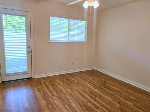 Tiny photo for 431 RICHVIEW PARK CIR East #bsouth, Tallahassee, FL 32301 (MLS # 396753)