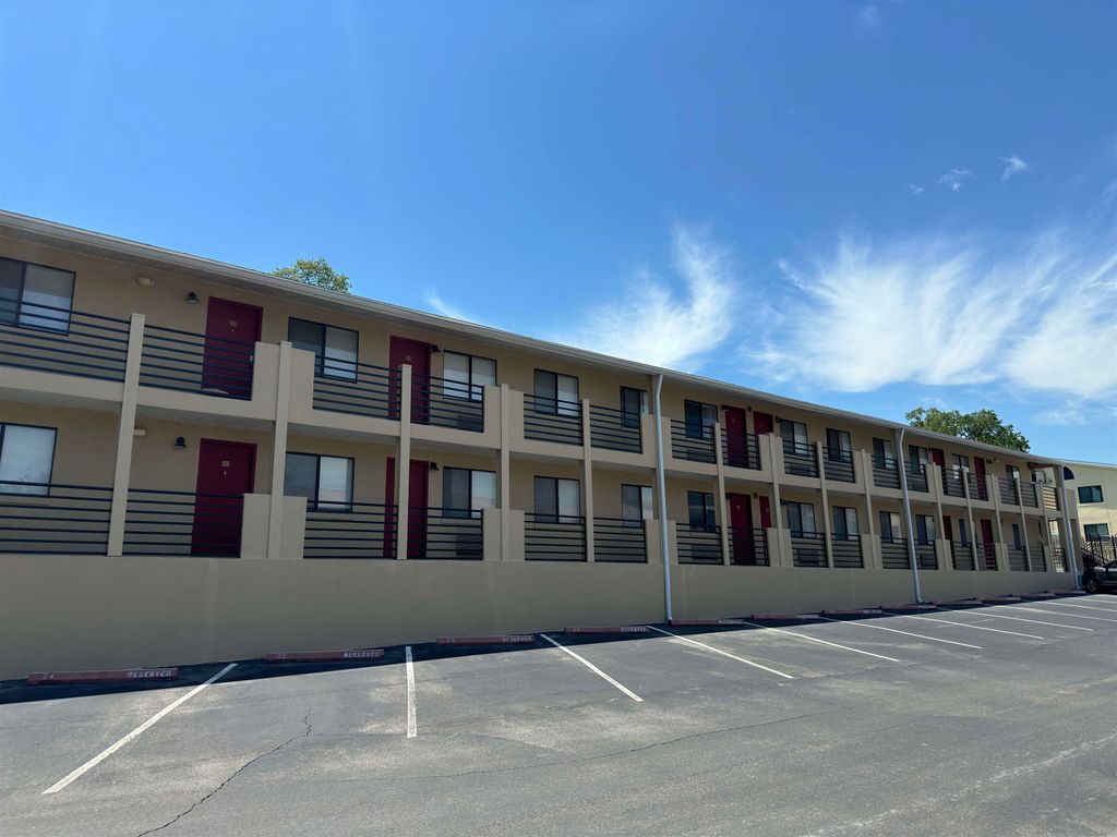 Photo of 403 Hayden Road #221, Tallahassee, FL 32304 (MLS # 397414)