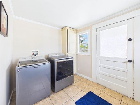 Tiny photo for 602 W Bay Street, Perry, FL 32347 (MLS # 397867)