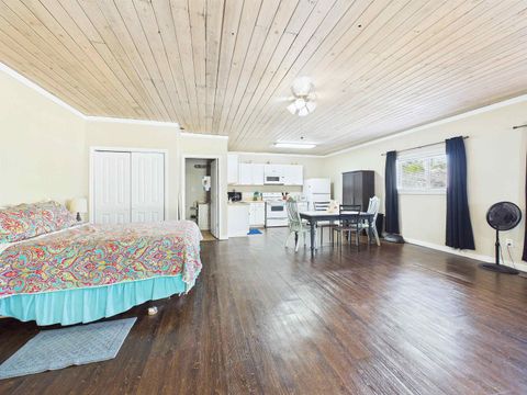 Tiny photo for 602 W Bay Street, Perry, FL 32347 (MLS # 397867)