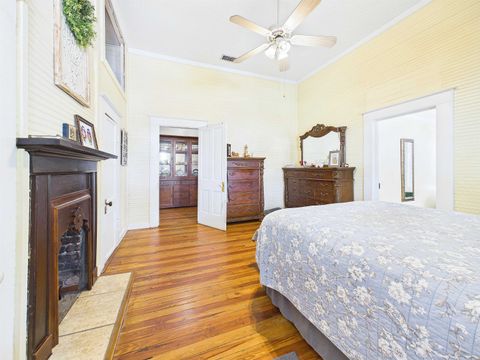 Tiny photo for 602 W Bay Street, Perry, FL 32347 (MLS # 397867)