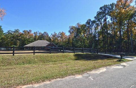Tiny photo for 404 Beaver Lake Road, Tallahassee, FL 32312 (MLS # 391242)