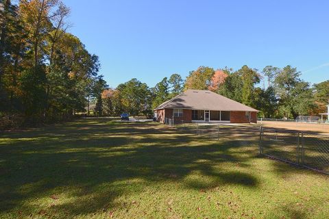 Tiny photo for 404 Beaver Lake Road, Tallahassee, FL 32312 (MLS # 391242)