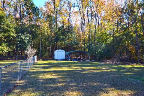 Tiny photo for 404 Beaver Lake Road, Tallahassee, FL 32312 (MLS # 391242)