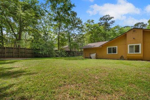 Tiny photo for 7921 S Briarcreek Road, Tallahassee, FL 32312 (MLS # 398120)