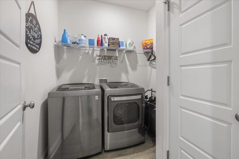 Tiny photo for 92 Windsor Way, Crawfordville, FL 32327 (MLS # 397044)