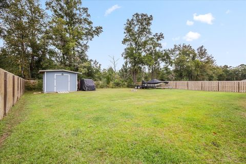 Tiny photo for 92 Windsor Way, Crawfordville, FL 32327 (MLS # 397044)