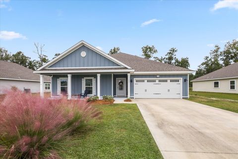 Photo of 92 Windsor Way, Crawfordville, FL 32327 (MLS # 397044)